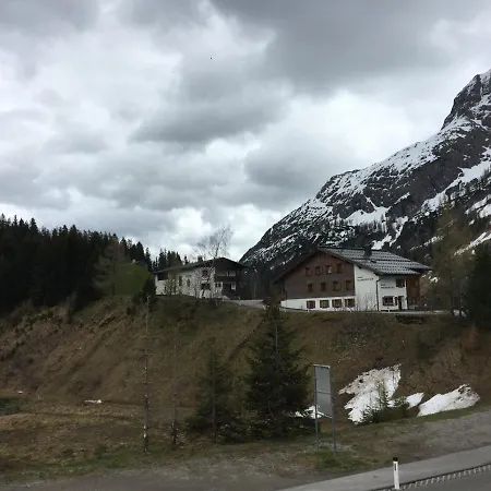 Haus Birkenbuehl * Warth (Vorarlberg)